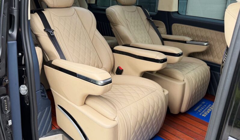 
								2021 Mercedes-Benz Vito 2.0T Elite Edition 7-Seater full									