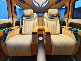 Mercedes-Benz Vito 7-Seater, Flat Roof, Two-Door, Model Year 2018, Business Edition (Vehicle ID: 066956)