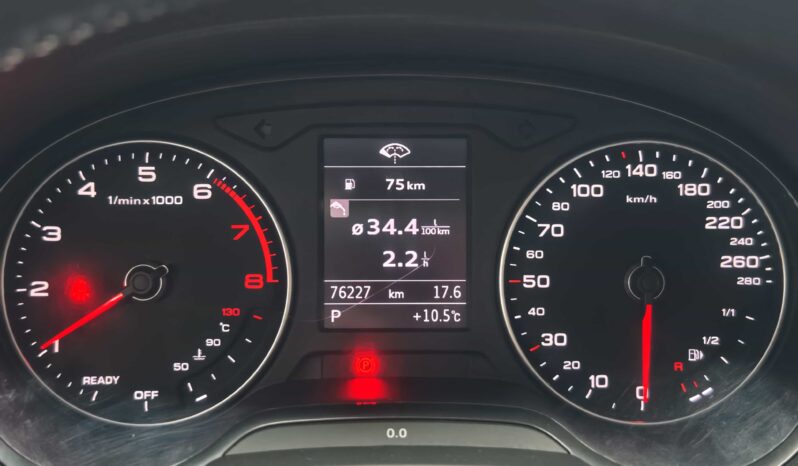 
								Audi A3 2019 Limousine 40 TFSI Sport full									