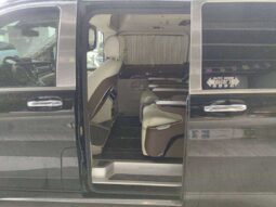 
										Mercedes-Benz Vito 2021 2.0T Business Edition 7-Seater full									