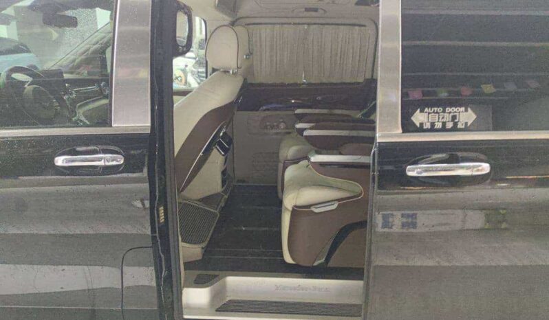 
								Mercedes-Benz Vito 2021 2.0T Business Edition 7-Seater full									