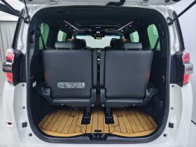 Toyota Vellfire 2019 Dual-Hybrid 2.5L HV Premium Edition