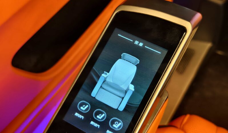 
								Mercedes-Benz Vito 2021 2.0T Business Edition 7-Seater full									