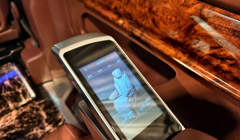 
								Sheng Tang V-Class 2022 2.0T Vito full									