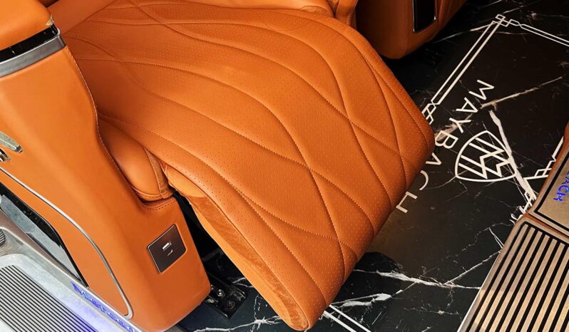 
								Mercedes-Benz Vito 2021 2.0T Elite Edition 7-Seater full									