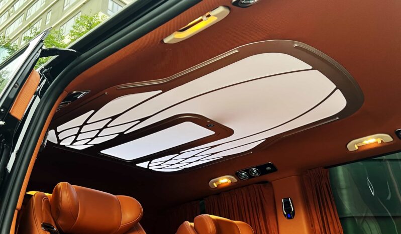 
								Mercedes-Benz Vito 2021 2.0T Elite Edition 7-Seater full									