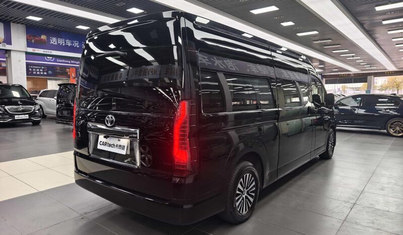 
								Toyota HIACE 2024 3.5L Nexus 7-Seater Business Van full									