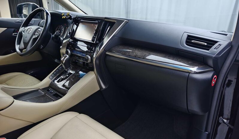 
								Toyota Alphard 2019 Facelift 3.5L Premium Edition full									