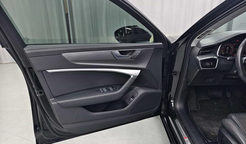 
								2023 Audi A7L 45 TFSI quattro S-line Black Knight Edition full									