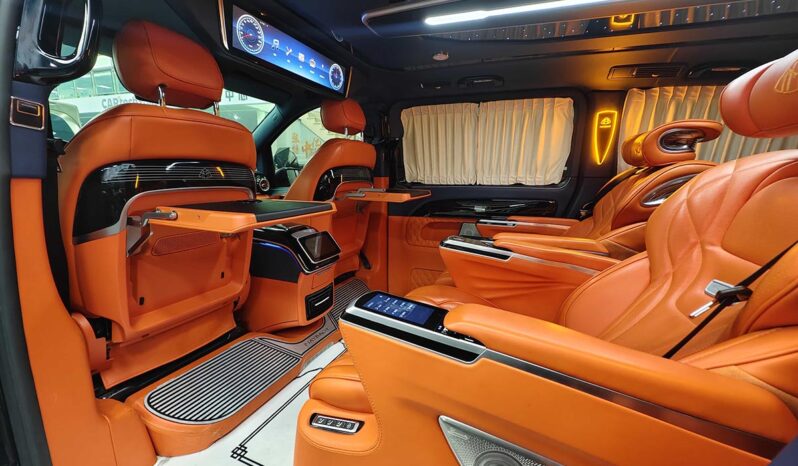 
								Mercedes-Benz Vito 2021 2.0T Business Edition 7-Seater full									