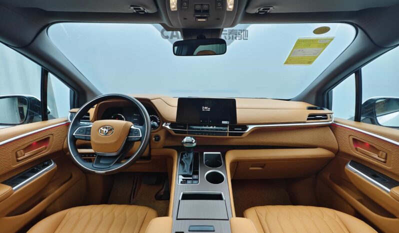 
								Toyota Grevia 2026 2.5L Hybrid Comfort Edition full									