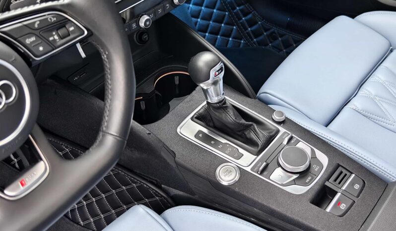 
								Audi A3 2019 Limousine 40 TFSI Sport full									