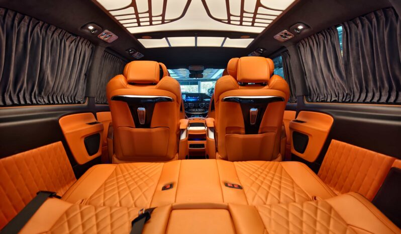 
								Mercedes-Benz Vito 2021 2.0T Business Edition 7-Seater full									