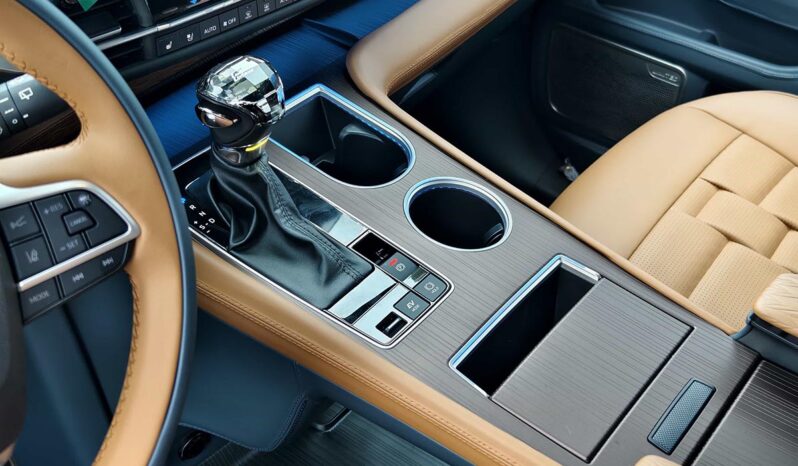 
								Lorinser Grevia 2026 2.5L High-End Edition full									