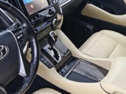 
										Toyota Alphard 2019 Facelift 3.5L Premium Edition full									