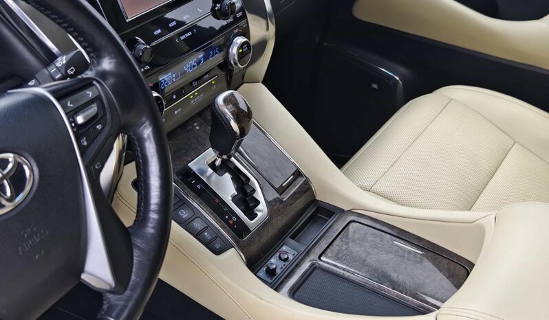 
								Toyota Alphard 2019 Facelift 3.5L Premium Edition full									