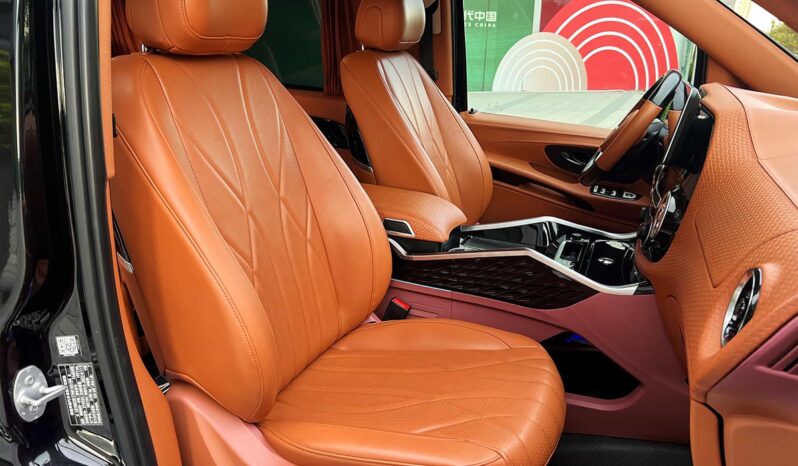 
								Mercedes-Benz Vito 2021 2.0T Elite Edition 7-Seater full									