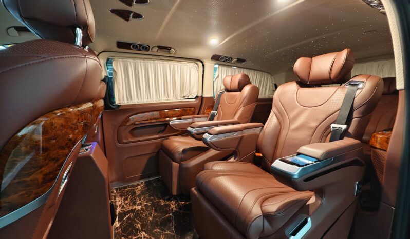 
								Sheng Tang V-Class 2022 2.0T Vito full									