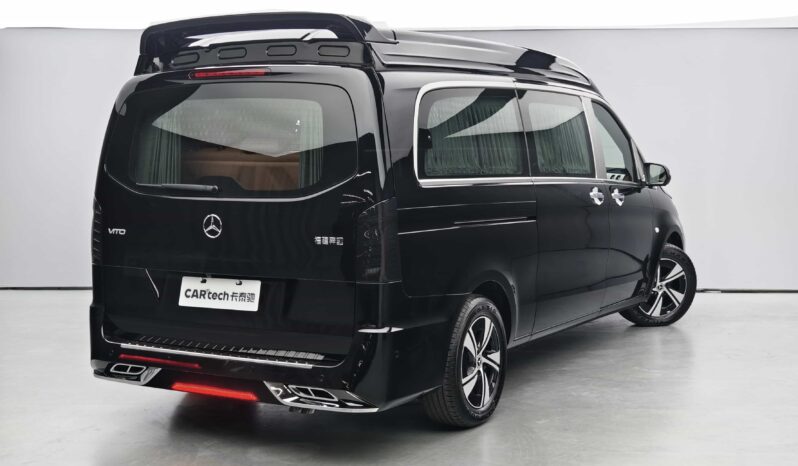 
								Mercedes-Benz Vito 2025 2.0T Business Edition 7-Seater full									