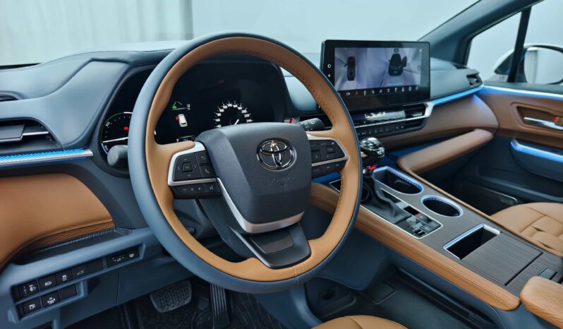 
								Lorinser Grevia 2026 2.5L High-End Edition full									