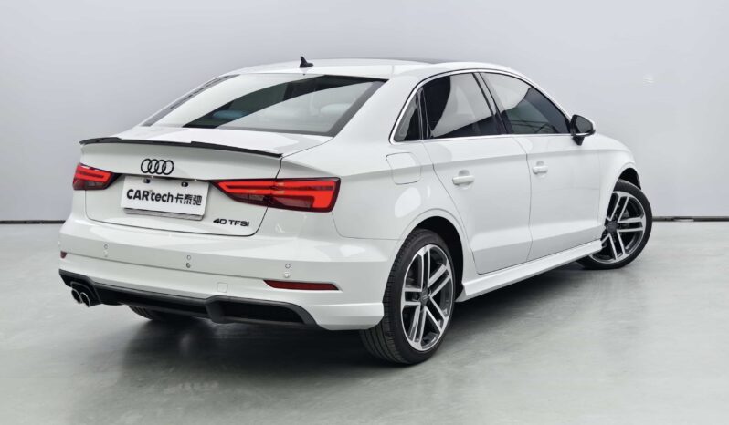 
								Audi A3 2019 Limousine 40 TFSI Sport full									