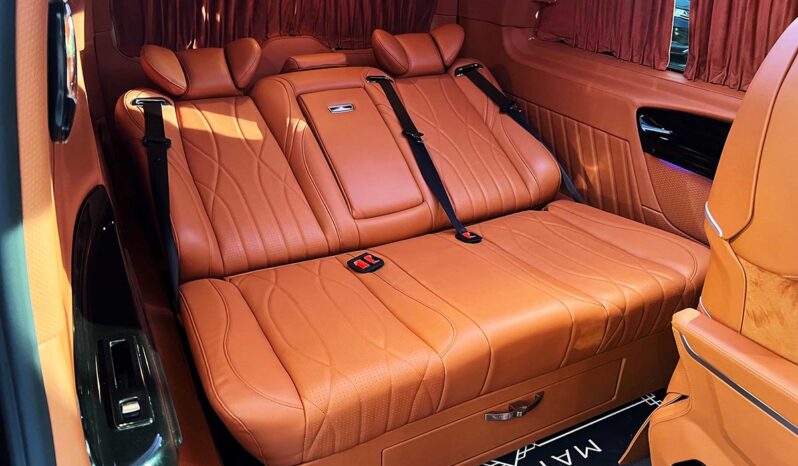 
								Mercedes-Benz Vito 2021 2.0T Elite Edition 7-Seater full									