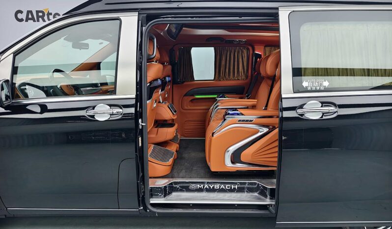 
								Mercedes-Benz Vito 2025 2.0T Business Custom Edition 7-Seater full									