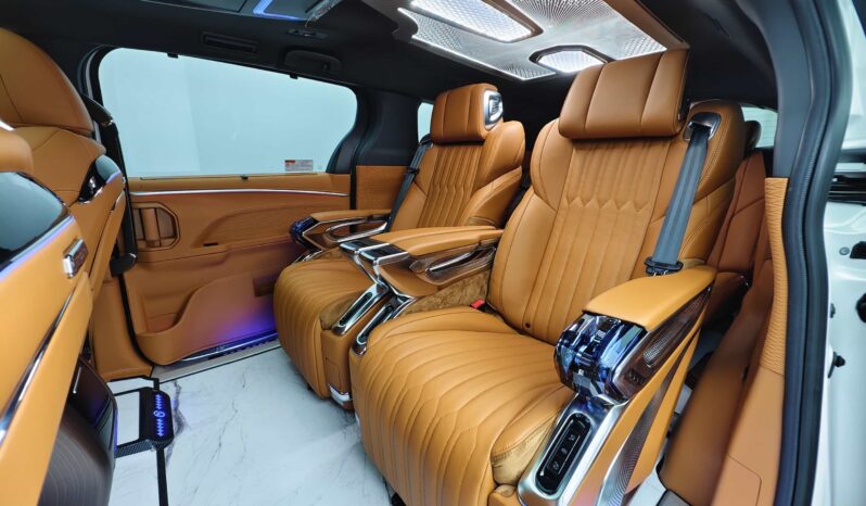 
								Toyota Grevia 2026 2.5L Hybrid Comfort Edition full									