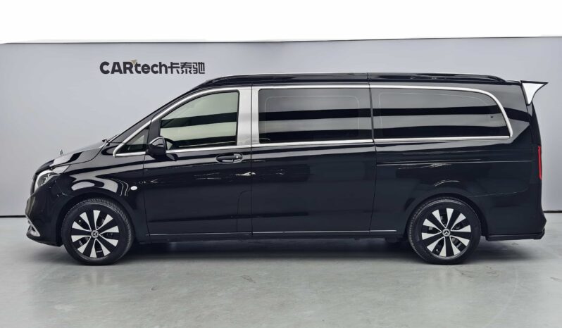 
								Mercedes-Benz Vito 2023 2.0T Elite Edition 7-Seater full									