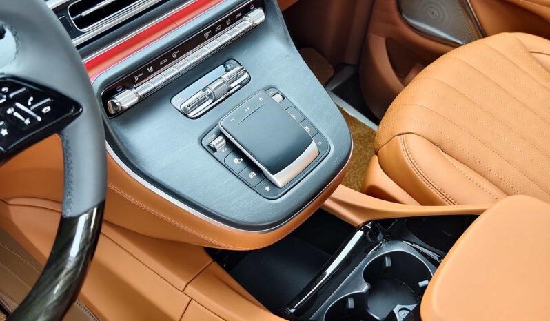 
								Mercedes-Benz Vito 2025 2.0T Business Custom Edition 7-Seater full									