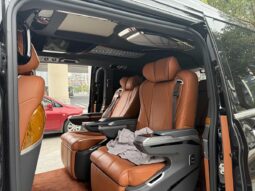 
										Mercedes-Benz V-Class 2023 V260L High Roof Custom Edition full									