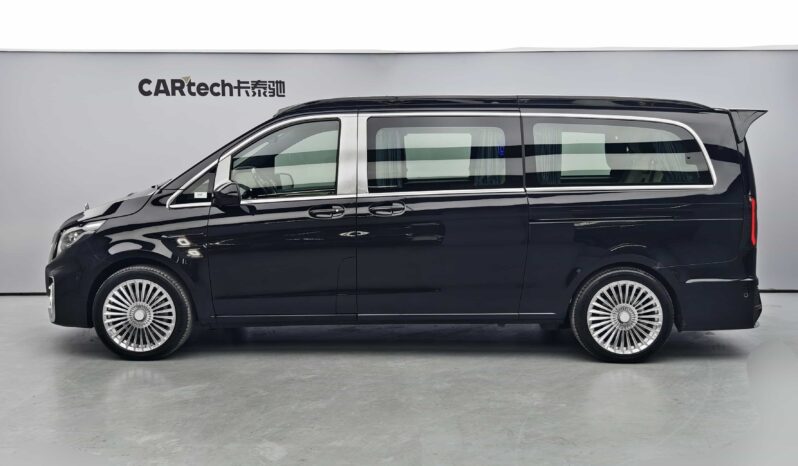 
								Mercedes-Benz Vito 2021 2.0T Business Edition 7-Seater full									