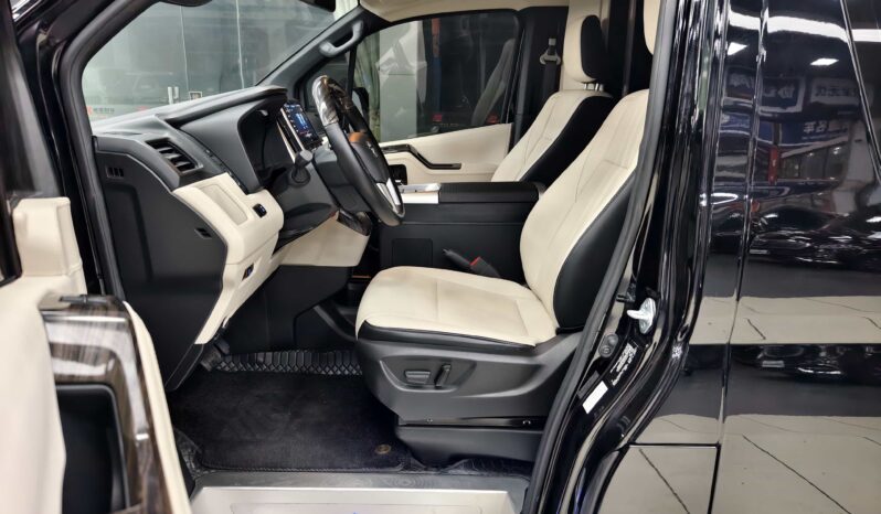 
								Toyota HIACE 2024 3.5L Nexus 7-Seater Business Van full									