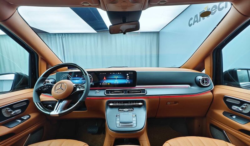 
								Mercedes-Benz Vito 2025 2.0T Business Custom Edition 7-Seater full									