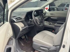 Toyota Grevia 2024 2.5L Hybrid Comfort Edition