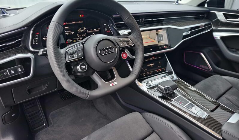 
								Audi A7 2024 45 TFSI Premium Edition full									