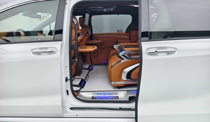 
								Toyota Grevia 2026 2.5L Hybrid Comfort Edition full									