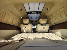 
										Mercedes-Benz V-Class 2019 V250 2.0T Standard Extended Wheelbase Middle East Edition full									