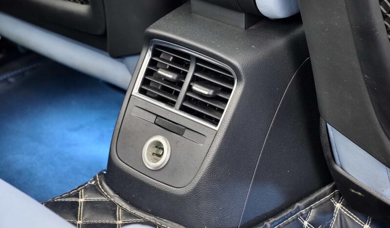 
								Audi A3 2019 Limousine 40 TFSI Sport full									