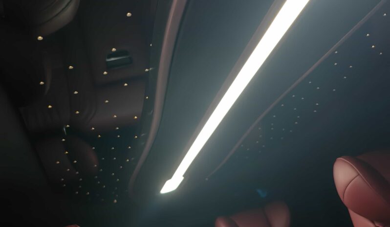 
								Toyota HIACE 2023 Model 3.5L Automatic Kai Shuo Brand Business Van full									