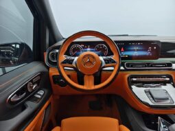 
										Mercedes-Benz Vito 2025 2.0T Business Edition 7-Seater full									