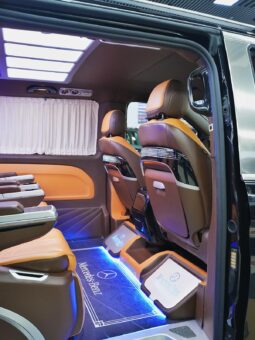 
										Mercedes-Benz Vito 2023 2.0T Elite Edition 7-Seater full									