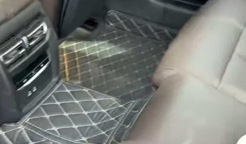 
								BMW 3 Series 2020 325Li M Sport Night Edition Package full									