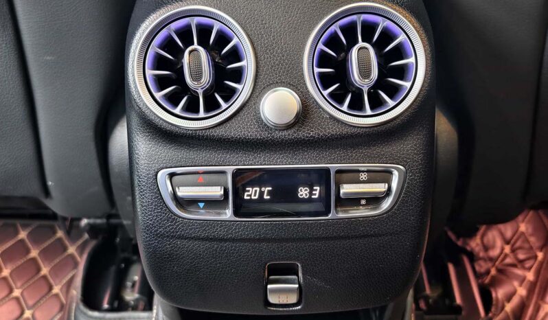 
								Mercedes-Benz GLC 2022 Facelift GLC300L 4MATIC Sport Edition Premium Collection full									