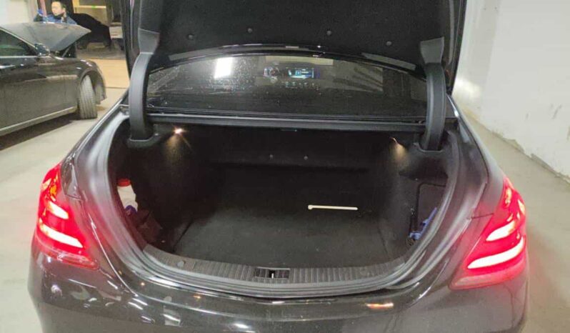 
								Mercedes-Benz S-Class 2019 S350L Luxury Edition full									