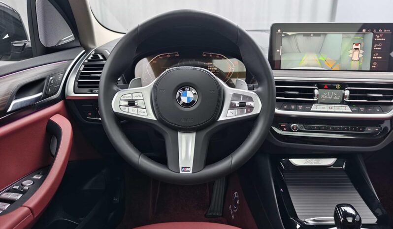 
								BMW X3 2023 xDrive30i Leading Edition M Night Package full									