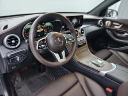 
										Mercedes-Benz GLC 2021 GLC300L 4MATIC Sport Edition full									