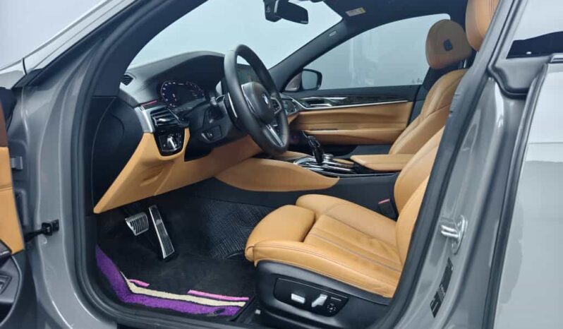 
								BMW 6 Series GT 2021 630i M Sport Package full									