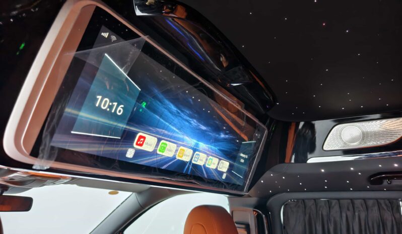 
								Mercedes-Benz Vito 2025 2.0T Business Edition 7-Seater full									