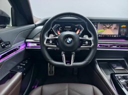 
										BMW 7 Series 2023 735Li M Sport Package full									